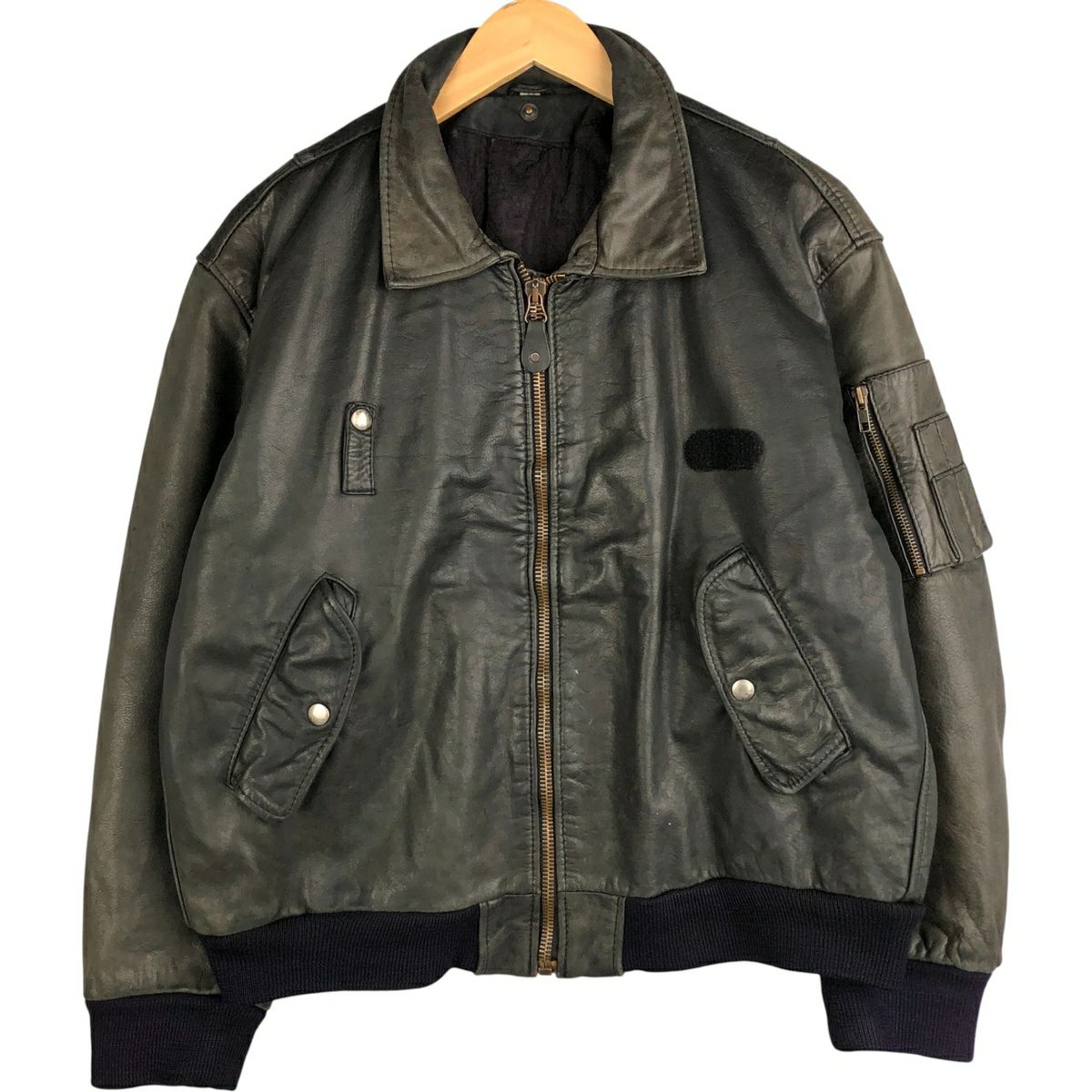 古着 LIFE MEMBERS 中綿入り レザーフライトジャケット メンズXL相当  